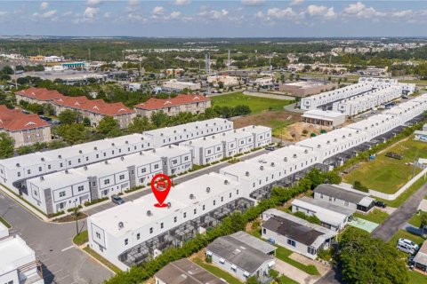 Touwnhouse à vendre à Davenport, Floride: 4 chambres, 187.66 m2 № 1376801 - photo 4