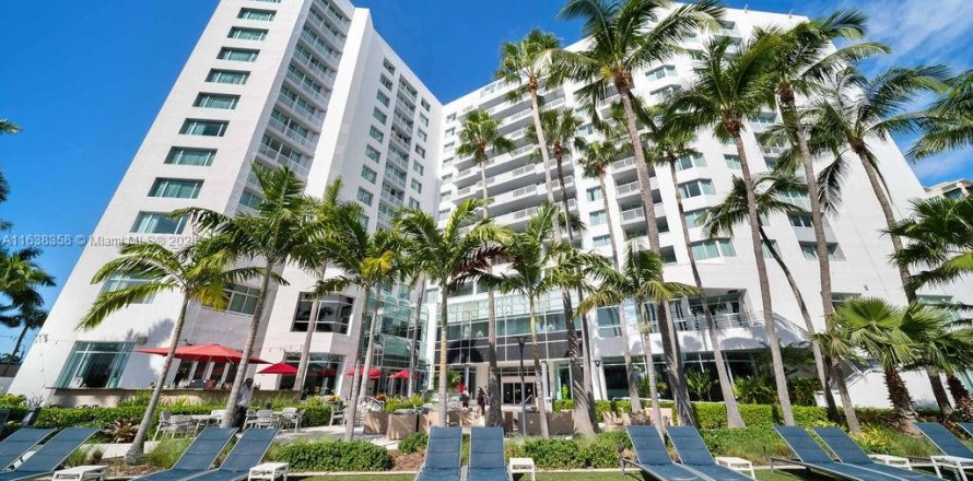 Condominio en Fort Lauderdale, Florida, 1 dormitorio  № 1310097