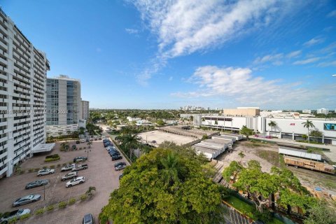 Condominio en venta en Fort Lauderdale, Florida, 1 dormitorio, 50.91 m2 № 1310097 - foto 26