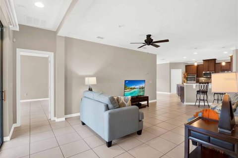 Casa en venta en Orlando, Florida, 4 dormitorios, 256.97 m2 № 1337483 - foto 19