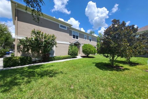 Touwnhouse à vendre à Tampa, Floride: 2 chambres, 156.35 m2 № 1337482 - photo 2