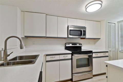 Adosado en venta en Palm Harbor, Florida, 2 dormitorios, 94.57 m2 № 1279850 - foto 9