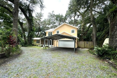 House in Lutz, Florida 4 bedrooms, 228.54 sq.m. № 1358343 - photo 3