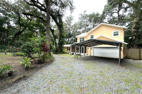 House in Lutz, Florida 4 bedrooms, 228.54 sq.m. № 1358343 - photo 9