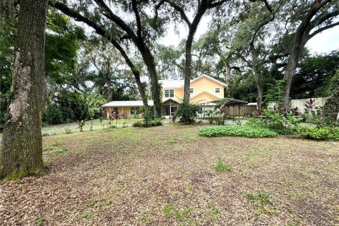 House in Lutz, Florida 4 bedrooms, 228.54 sq.m. № 1358343 - photo 10