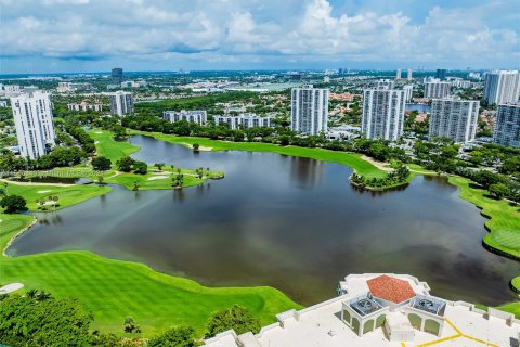 Condo in Aventura, Florida, 3 bedrooms  № 1378863 - photo 28