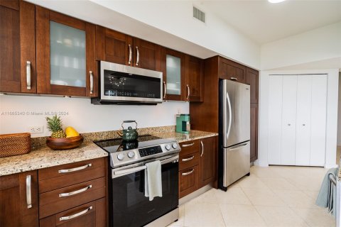 Condo in Aventura, Florida, 3 bedrooms  № 1378863 - photo 7