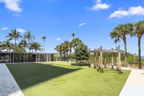 Condo in Miami Beach, Florida, 1 bedroom  № 1180808 - photo 19