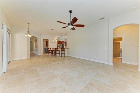 House in Bradenton, Florida 4 bedrooms, 322.93 sq.m. № 1349952 - photo 25