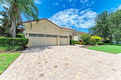 Villa ou maison à vendre à Bradenton, Floride: 4 chambres, 322.93 m2 № 1349952 - photo 8