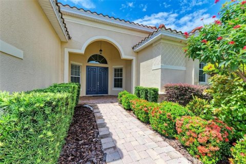 Villa ou maison à vendre à Bradenton, Floride: 4 chambres, 322.93 m2 № 1349952 - photo 9