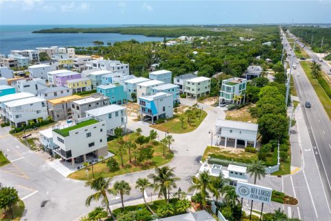 Casa en alquiler en Key Largo, Florida, 3 dormitorios № 1345940 - foto 1