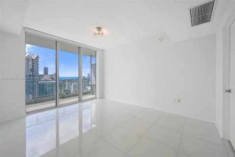 Condo in Miami, Florida, 2 bedrooms  № 1345942 - photo 6