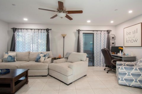 Touwnhouse à vendre à Stuart, Floride: 2 chambres, 116.13 m2 № 1177021 - photo 16