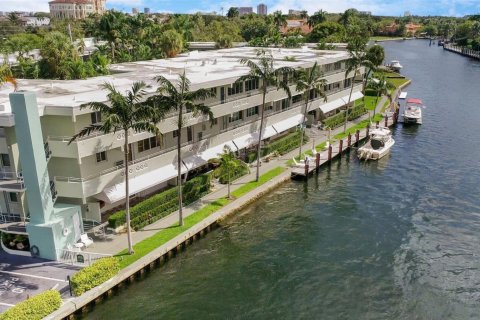 Condominio en venta en Fort Lauderdale, Florida, 1 dormitorio, 57.6 m2 № 1216356 - foto 7