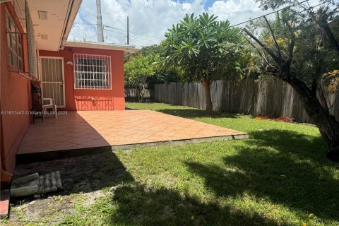 Casa en venta en Miami, Florida, 3 dormitorios, 164.9 m2 № 1293019 - foto 5