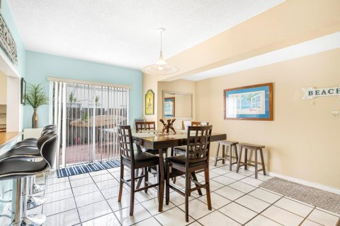 Immobilier commercial à vendre à Deerfield Beach, Floride: 274.71 m2 № 754876 - photo 21