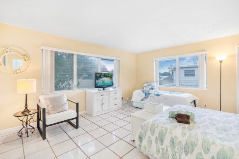 Immobilier commercial à vendre à Deerfield Beach, Floride: 274.71 m2 № 754876 - photo 9