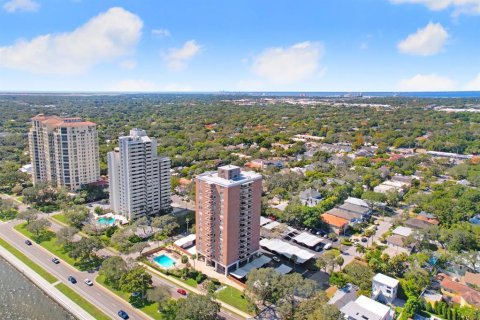 Condominio en venta en Tampa, Florida, 2 dormitorios, 78.6 m2 № 799858 - foto 24