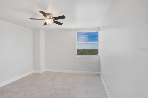 Condominio en venta en Tampa, Florida, 2 dormitorios, 78.6 m2 № 799858 - foto 12