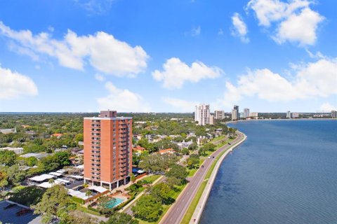 Condominio en venta en Tampa, Florida, 2 dormitorios, 78.6 m2 № 799858 - foto 25