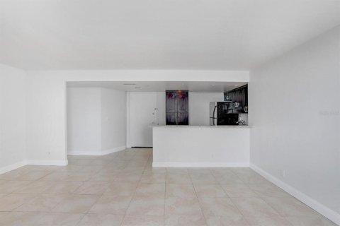 Condominio en venta en Tampa, Florida, 2 dormitorios, 78.6 m2 № 799858 - foto 6
