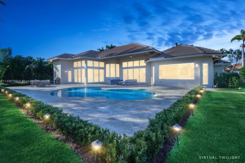 Villa ou maison à vendre à Weston, Floride: 4 chambres, 389.17 m2 № 912078 - photo 24