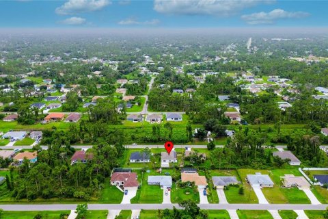 Villa ou maison à vendre à North Port, Floride: 3 chambres, 144.93 m2 № 1298016 - photo 9