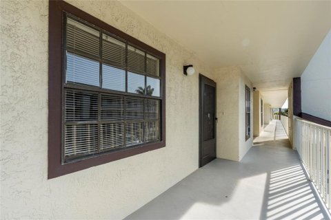 Condominio en venta en Dunedin, Florida, 2 dormitorios, 85.93 m2 № 1386954 - foto 6