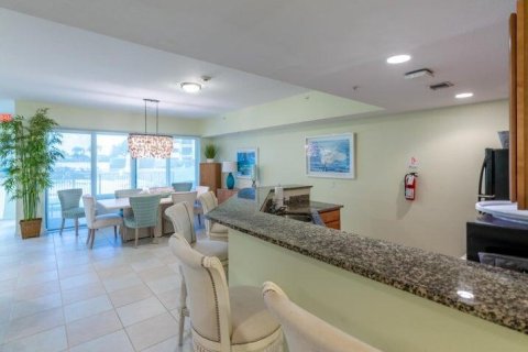 Condo in North Palm Beach, Florida, 3 bedrooms  № 1174614 - photo 16