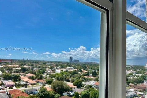 Condominio en venta en Miami, Florida, 2 dormitorios, 102.84 m2 № 1428316 - foto 10