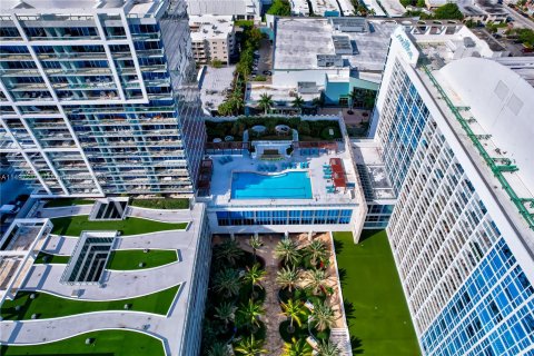 Condo in Miami Beach, Florida, 1 bedroom  № 880111 - photo 8