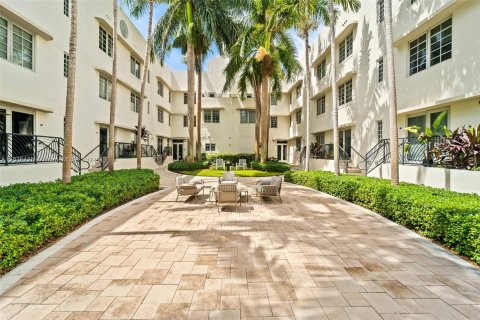 Condominio en venta en Miami Beach, Florida, 1 dormitorio, 68.19 m2 № 1310656 - foto 15