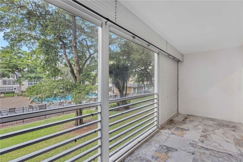 Copropriété à vendre à Coconut Creek, Floride: 2 chambres, 107.4 m2 № 1358515 - photo 13