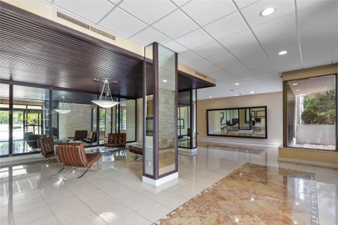 Condo in Aventura, Florida, 1 bedroom  № 1318990 - photo 18