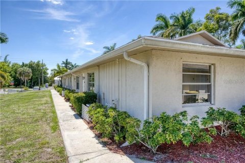 Condo in Punta Gorda, Florida, 1 bedroom  № 859040 - photo 4