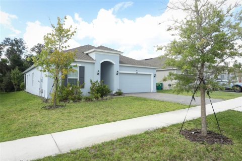 Villa ou maison à vendre à DeLand, Floride: 4 chambres, 180.51 m2 № 1246295 - photo 2