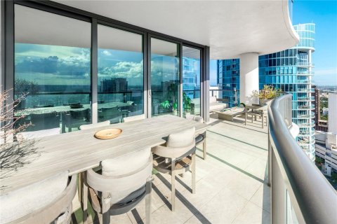 Copropriété à vendre à Fort Lauderdale, Floride: 2 chambres, 173.45 m2 № 1321064 - photo 3