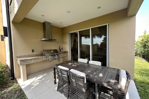 Townhouse in Kissimmee, Florida 4 bedrooms, 222.59 sq.m. № 1313890 - photo 24