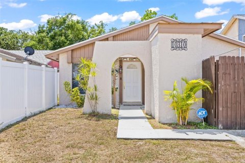 Villa ou maison à vendre à Tampa, Floride: 2 chambres, 82.78 m2 № 1336573 - photo 3