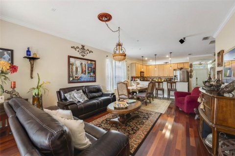 Casa en venta en Orlando, Florida, 3 dormitorios, 183.3 m2 № 1336635 - foto 8