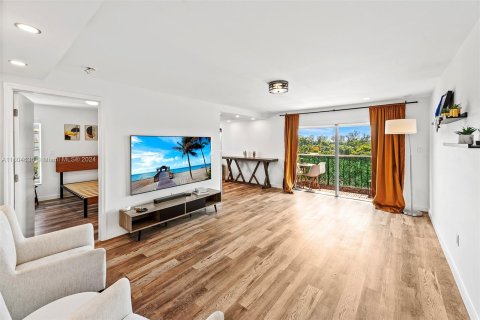 Copropriété à vendre à Miami Beach, Floride: 2 chambres, 76.27 m2 № 1224384 - photo 1