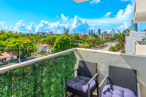 Copropriété à vendre à Miami Beach, Floride: 2 chambres, 76.27 m2 № 1224384 - photo 12