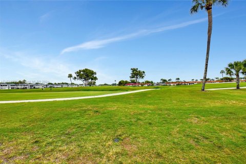 Condo in Delray Beach, Florida, 2 bedrooms  № 1180385 - photo 26