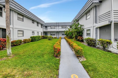 Condominio en venta en Delray Beach, Florida, 2 dormitorios, 81.75 m2 № 1180385 - foto 23