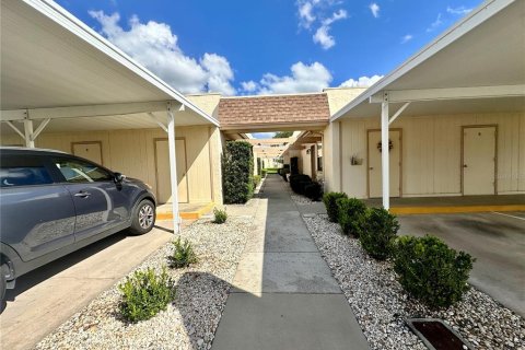 Condo in Port Richey, Florida, 1 bedroom  № 1434485 - photo 28