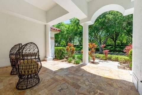 Villa ou maison à vendre à Tampa, Floride: 5 chambres, 340.02 m2 № 1113617 - photo 9