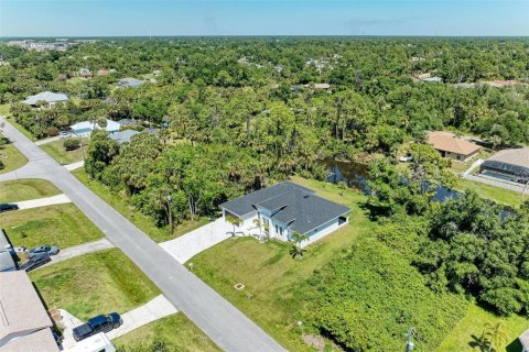 Casa en venta en North Port, Florida, 3 dormitorios, 208.57 m2 № 1105823 - foto 5