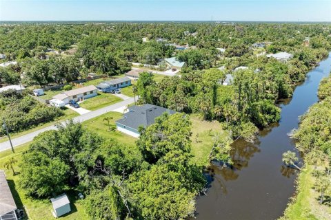 Casa en venta en North Port, Florida, 3 dormitorios, 208.57 m2 № 1105823 - foto 7