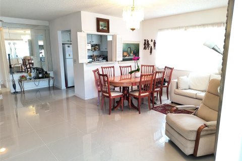 Condominio en venta en Deerfield Beach, Florida, 1 dormitorio, 65.03 m2 № 1092560 - foto 9